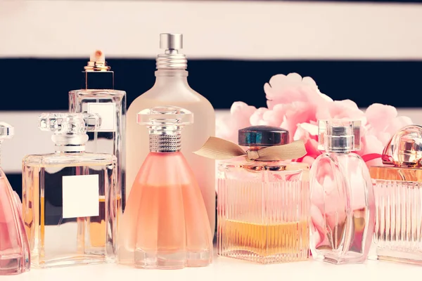 چگونه عطر مناسب خود را پیدا کنیم؟