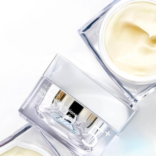 کرم گلوتاتیون شماره 5 نامبوزین ضدلک و روشن کننده قوی پوست